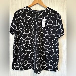 Banana Republic Black and Tan Printed Blouse Size Medium NWT